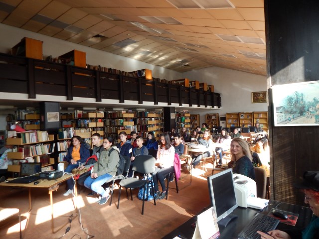 1 (Small)