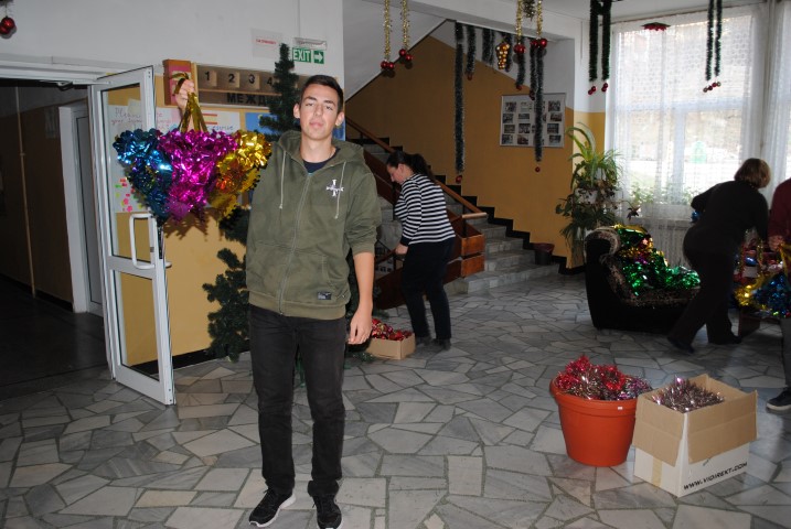 1 (Small)