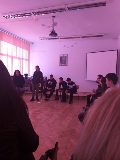img4 (Small)